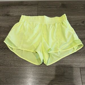 Lululemon Hotty Hot high rise 2.5”